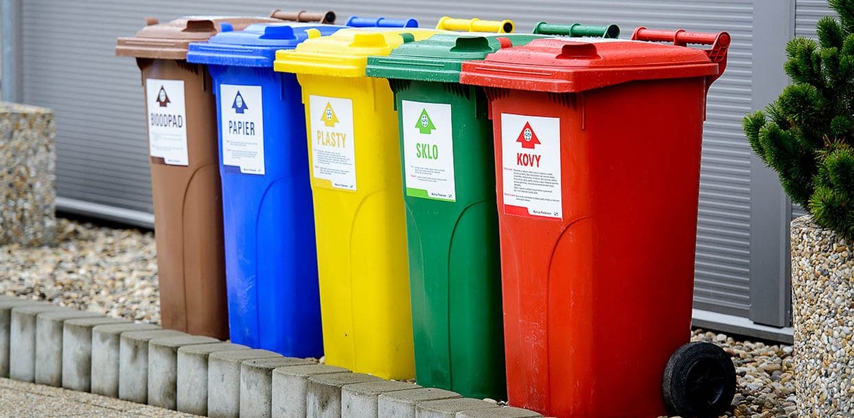 À quoi correspondent les couleurs des poubelles ?