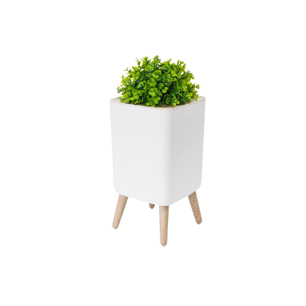 Poubelle sur pied blanche avec couvercle à pression effet bois