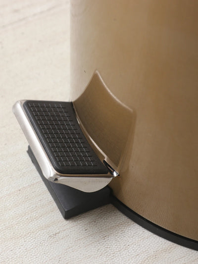 Poubelle salle de bain dorée 5L