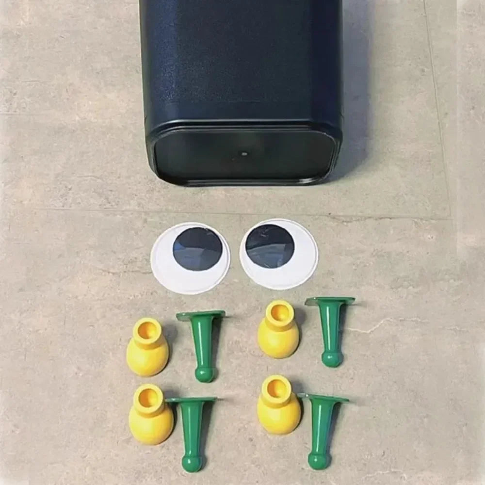 Poubelle originale noire au design ludique 8L